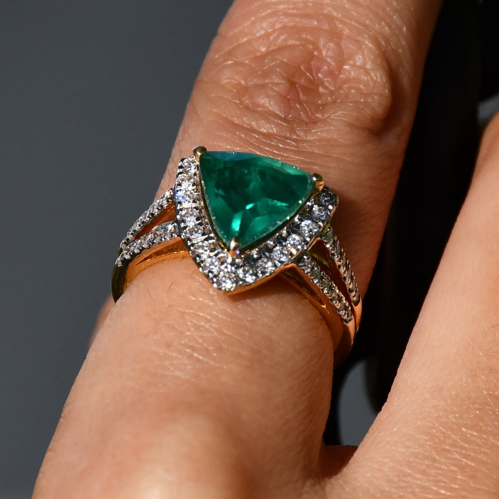 Trillion Cut Green Stone Ring, 14K 18K Solid Gold, Natural Diamond Halo Split Shank