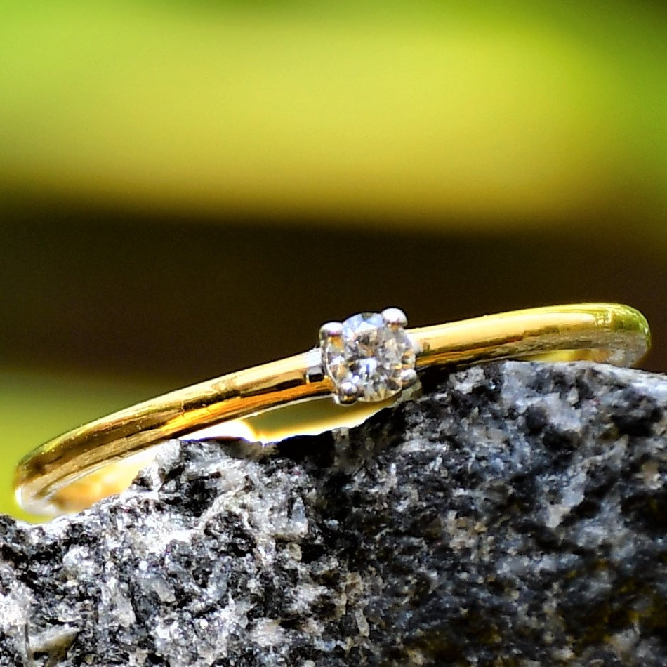 Minimalist Solitaire Diamond Ring | 14K 18K Solid Gold, IGI Certified Natural Diamond