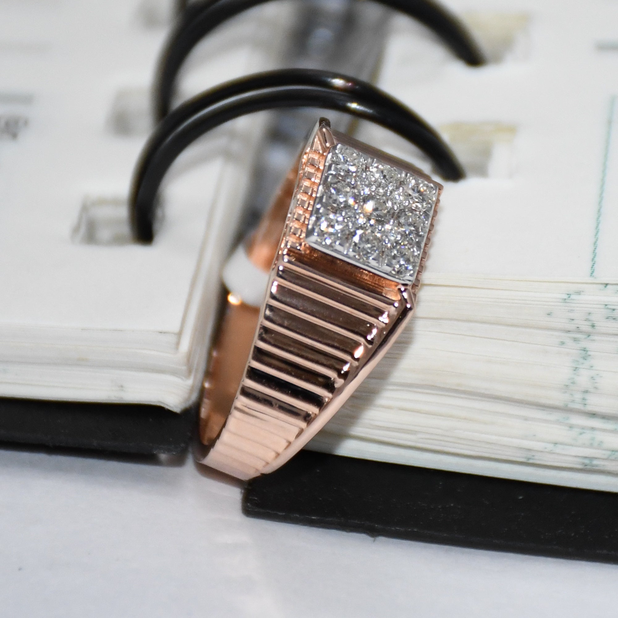 14K/18K Solid Gold Men's Diamond Signet Ring – IGI Certified Natural Cluster Band