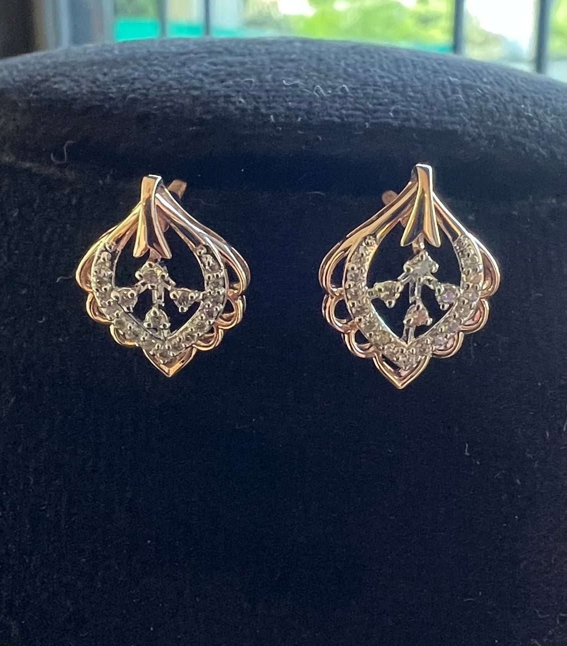 14K/18K Solid Gold Diamond Stud Earrings, Vintage Style, Natural Diamonds