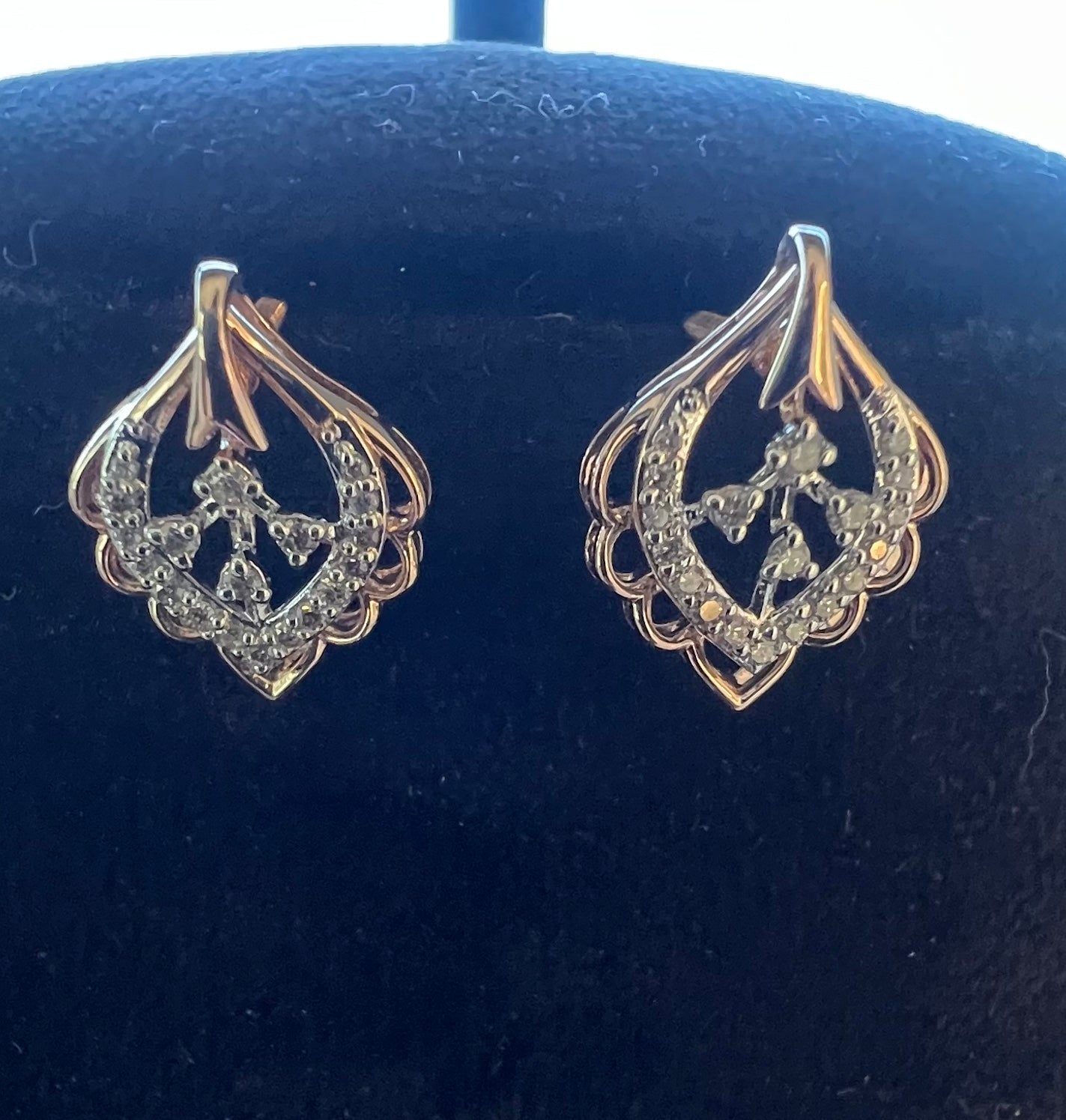 14K/18K Solid Gold Diamond Stud Earrings, Vintage Style, Natural Diamonds
