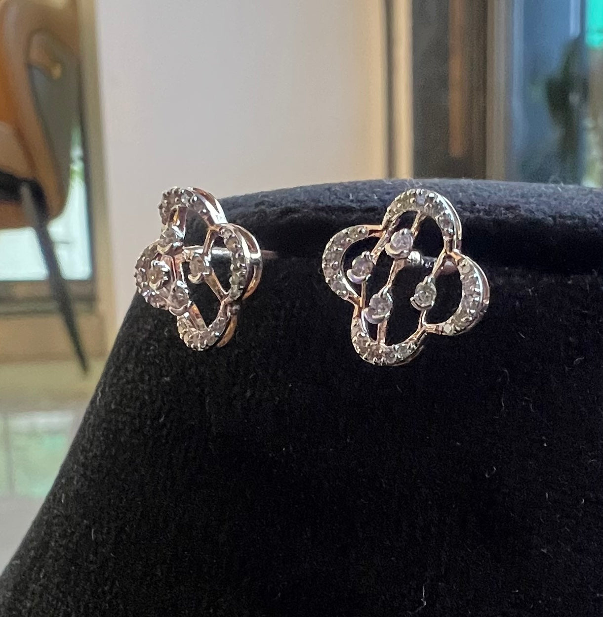 Solid Gold Floral Diamond Earrings, 14K/18K Dainty Studs, Fine Jewelry Gift